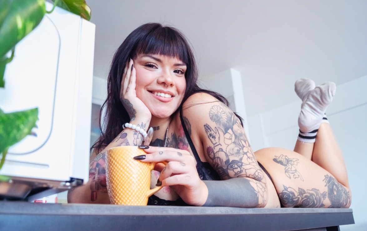 COFFEE BREAK